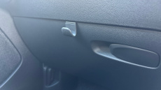 Volvo XC40 2.0 B4P Plus Dark 5dr Auto Petrol Estate